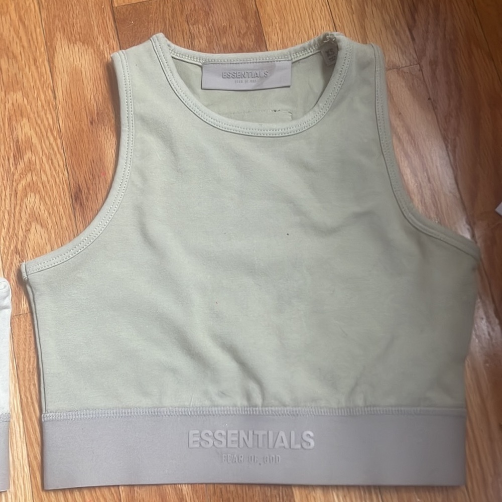 Essentials crop tops - Picture 4 of 4